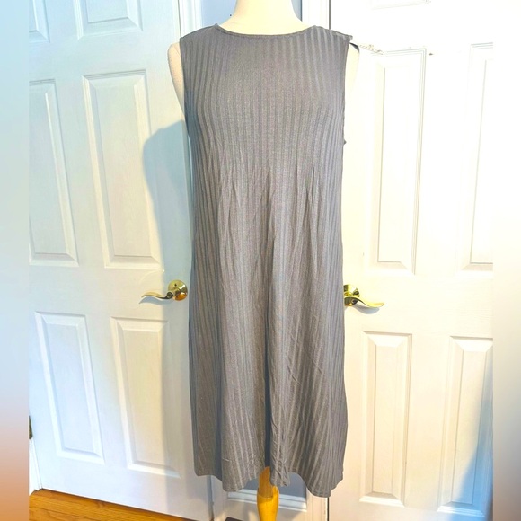 Kohl's Dresses & Skirts - Apt 9 Sleeveless Midi Dress